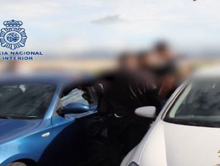 Detienen a los cabecillas de una banda que defraudó 750.000 euros en Internet con tarjetas clonadas