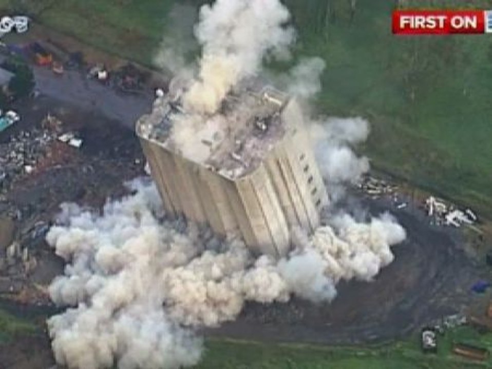 Fallan en la demolición de un edificio de Australia