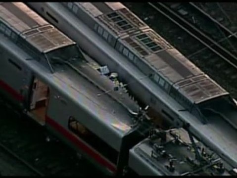Al menos 60 heridos tras un choque de trenes en Connecticut