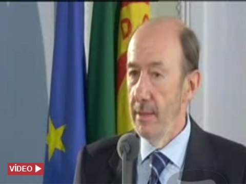 Rubalcaba considera dramáticas las cifras del paro y le pide al Gobierno un plan de estímulos