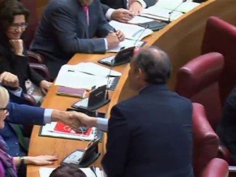 Camps regresa a las Cortes tras su absolución en el asunto de los trajes