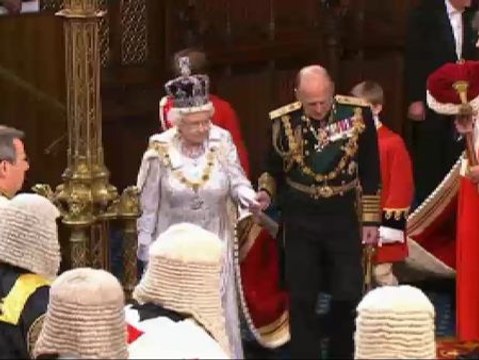 La reina preside la apertura del Parlamento británico