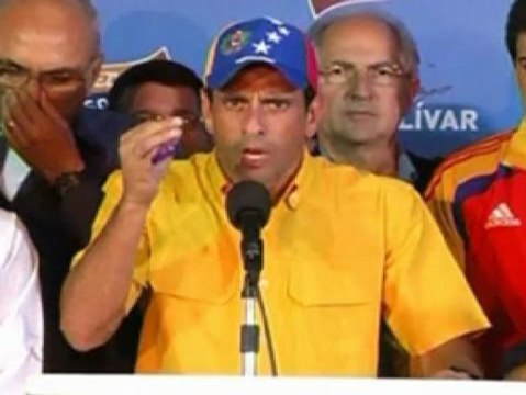 Capriles no reconoce el resultado electoral