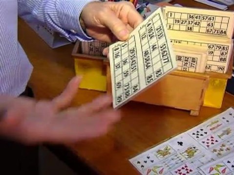 Hacienda multa con 3.000 euros a unos jubilados por jugar al bingo en su peña