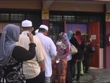 Malasia vive una jornada electoral marcada con tinta indeleble