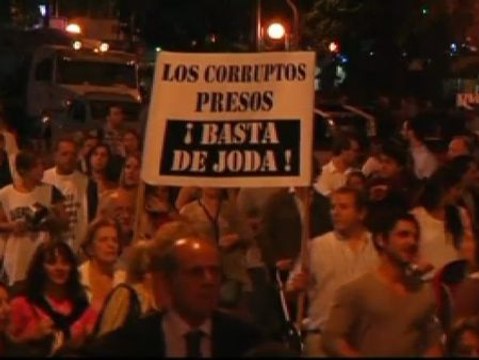 Multitudinaria manifestación contra la reforma judicial en Argentina