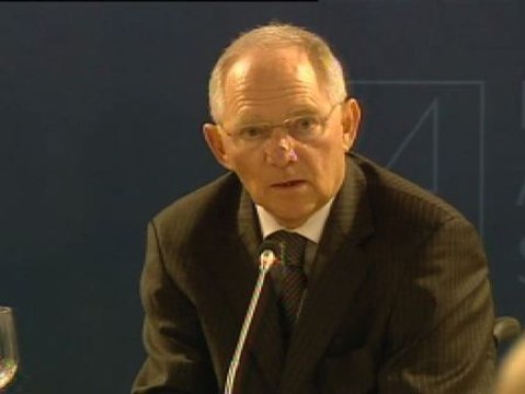 El ministro de Finanzas alemán rechaza impulsar medidas de crecimiento para reducir problemas de otros países europeos