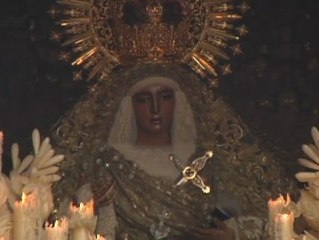 Sevilla se emociona con la &#039;madrugá&#039;