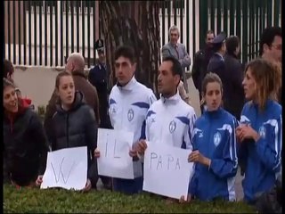 El Papa lava los pies a 12 presos