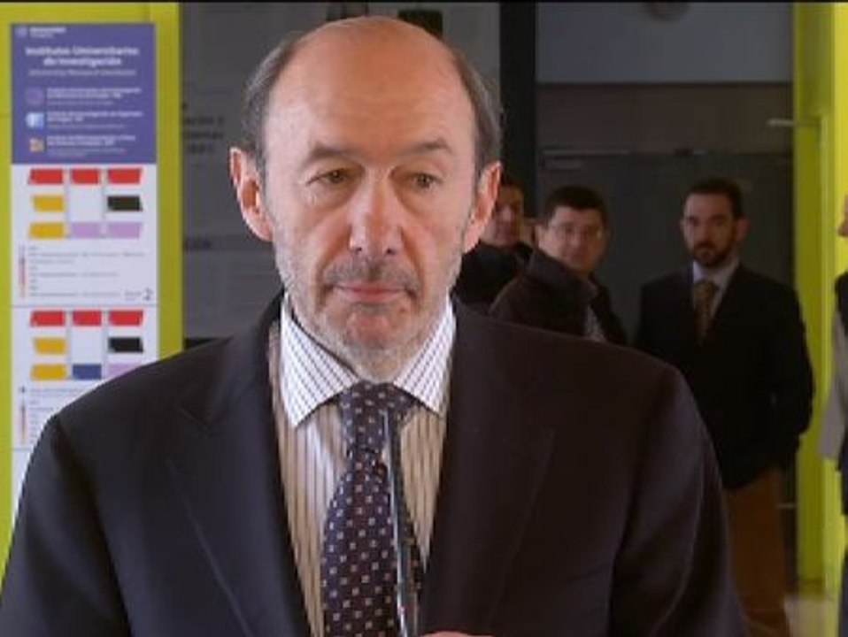 Rubalcaba exige "celeridad" al Gobierno para investigar las presuntas torturas en Irak