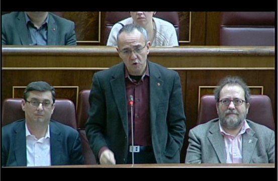 IU acusa al Gobierno de improvisar un Decreto sobre desahucios presionado por los suiccidios