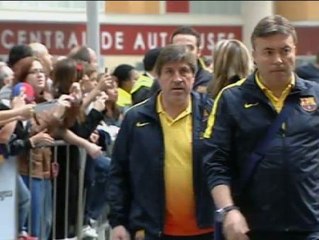 Cálido recibimiento al Barça en Zaragoza