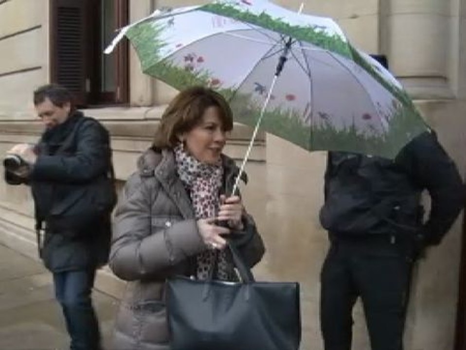 Barcina y Sanz devolverán las dietas de Caja Navarra