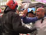 Empujones, gritos y patadas en una manifestación en Bilbao