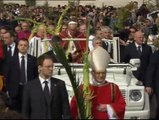 El Papa Francisco oficia su primer Domingo de Ramos
