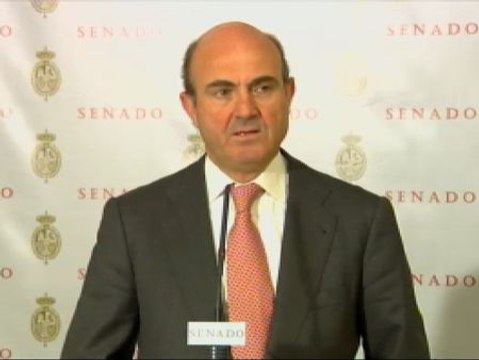 Guindos: Los depósitos de menos de 100.000 euros son sagrados y los españoles tienen que estar tranquilos