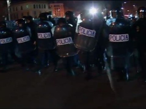 Disturbios y 45 detenidos tras las manifestaciones de la marea ciudadana