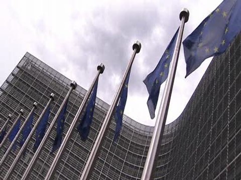 La CE empeora las previsiones del Gobierno