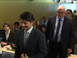 Oriol Pujol deja sus cargos de partido pero mantiene su escaño