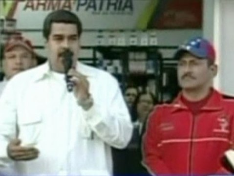 Maduro: Chávez se somete a tratamientos duros y complejos