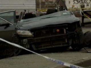 Salvan al bebé de una mujer embarazada que murió al estrellarse su coche