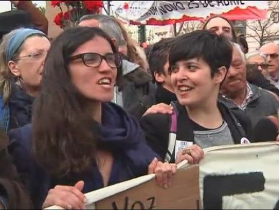 Multitudinarias protestas en Portugal