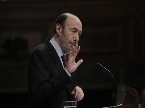 Rubalcaba: Rajoy mintió para ganar las elecciones