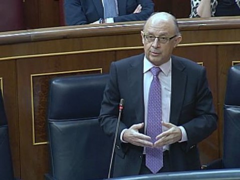 Montoro insinúa que hay diputados que no pagan sus impuestos