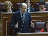 Rubalcaba le reclama a Rajoy contundencia contra la corrupción y éste le recomienda lo mismo