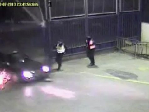 Asaltos con coches 'kamikaze' a la frontera de Melilla