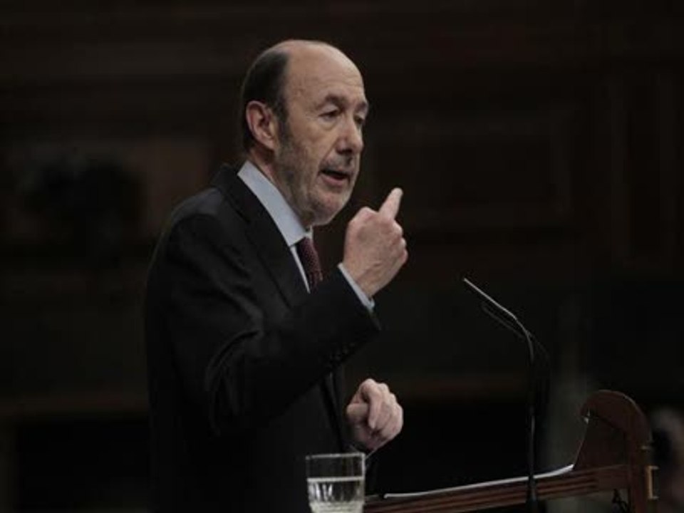 Rubalcaba reprocha que Rajoy apoyase a Camps y Bárcenas