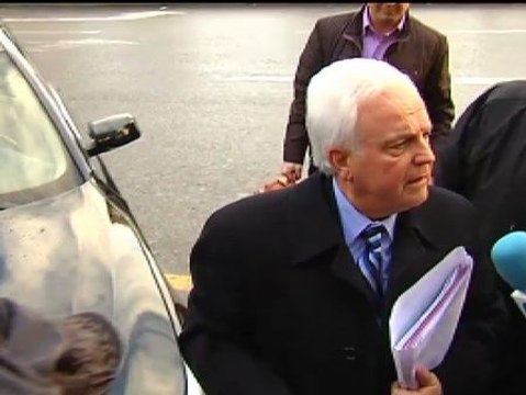 Baltar, entre insultos y alabanzas