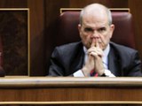 Chaves dice que la crisis se agrava y que las mejoras que ve Rajoy son un espejismo