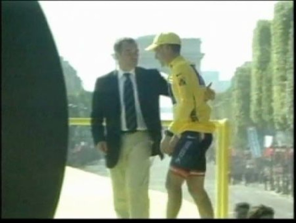 Muchos deportistas se sienten "estafados" con Armstrong