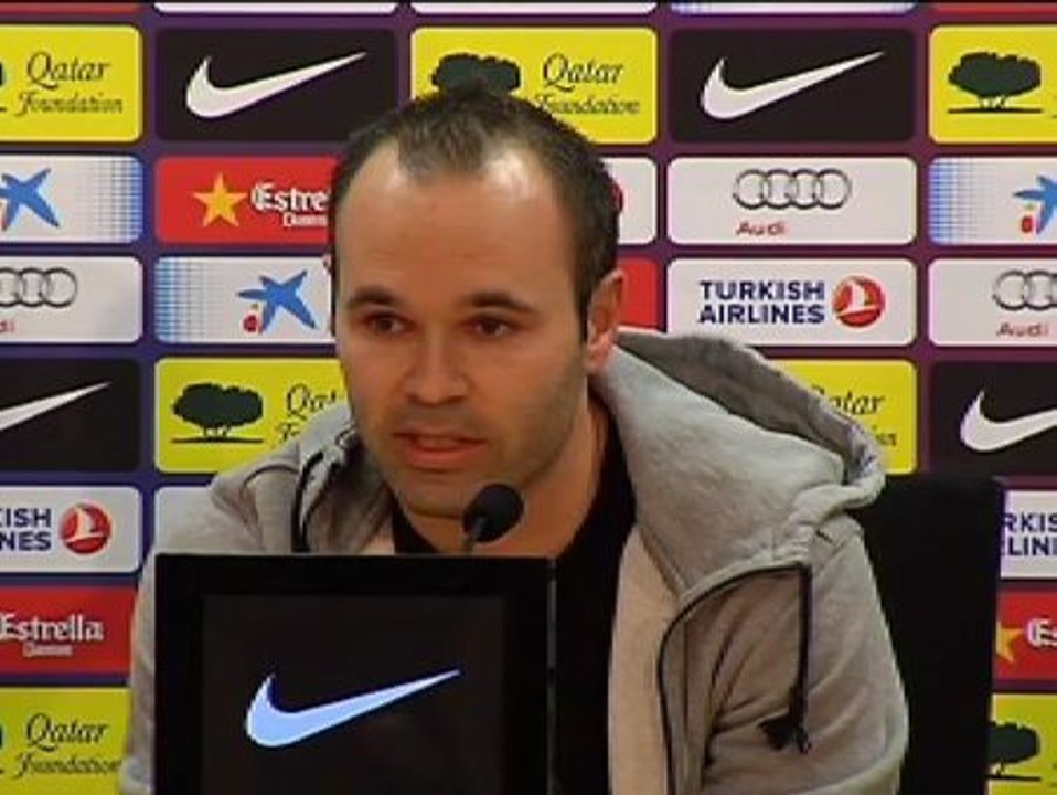 Iniesta : "Valdés es el mejor portero del mundo".