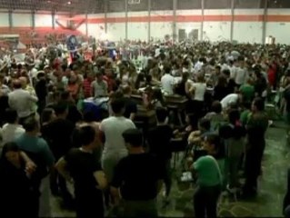 Velatorio en un polideportivo por las víctimas de incendio de Brasil
