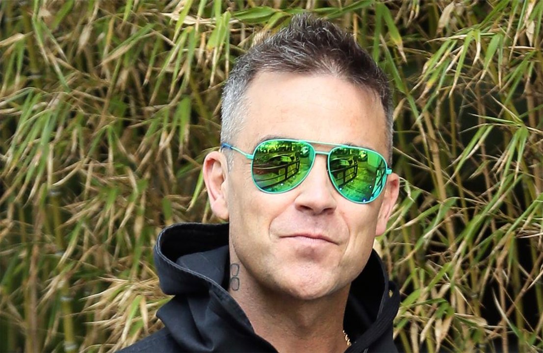 Robbie Williams' spontaneous recording