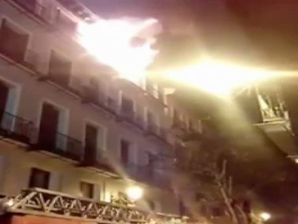 Se incendia un edificio del centro de Madrid en plena Nochevieja