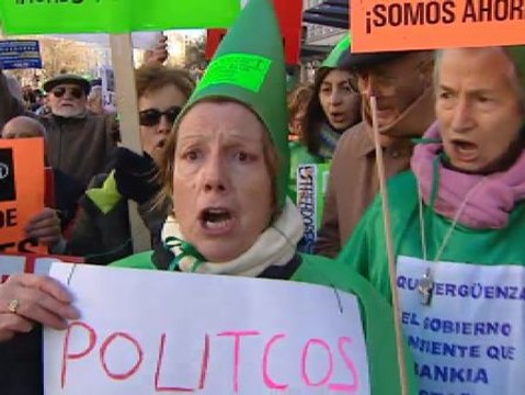 Miles de afectados por las preferentes reclaman la devolución íntegra de sus ahorros