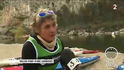 Une course de paddle dans les gorges de l'Ardèche