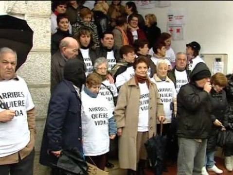 Cien días tomando el centro de salud para no quedarse sin urgencias nocturnas