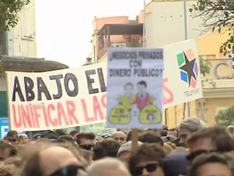 Los extrabajadores de Madrid protestan contra el ERE