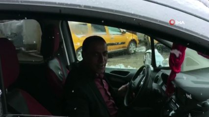 Karlıova Nisan'a da kar yağışı ile girdi