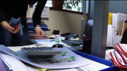 Logement, études: la crise frappe les moins de 25 ans