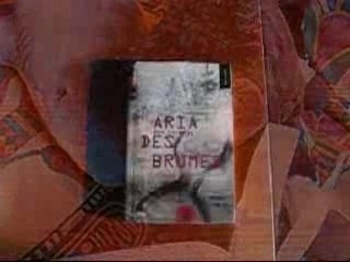 Aria des Brumes avec des peluches