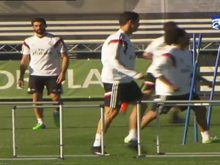 El Real Madrid entrena al completo