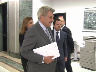 Los grupos piden más control en el gasto de sus señorías