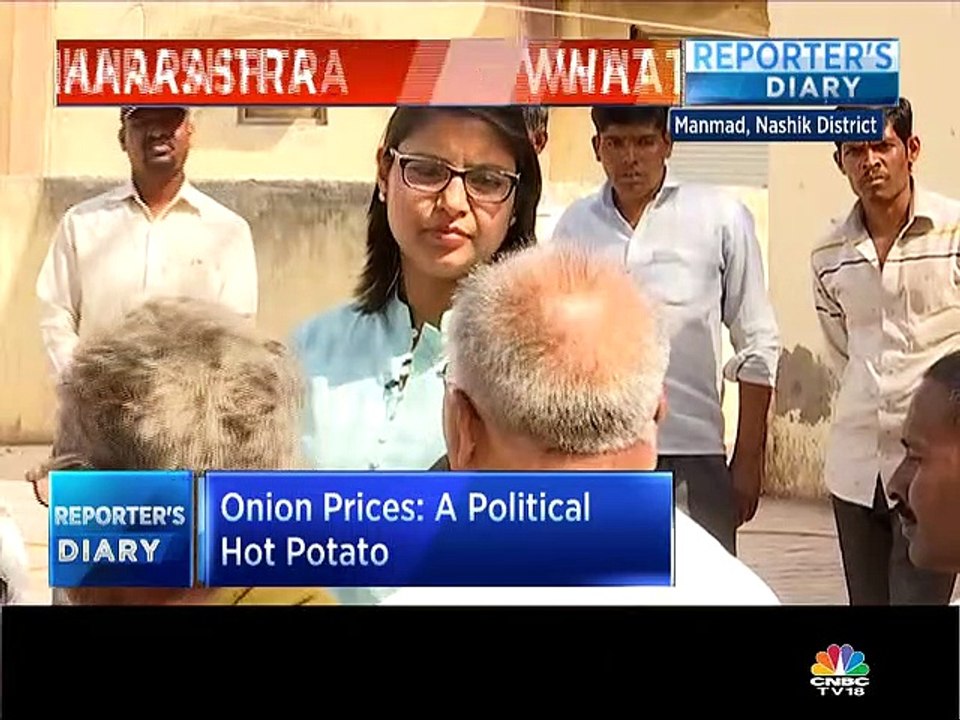 Election Caravan: Falling onion prices leave farmers in tears in Maharashtra