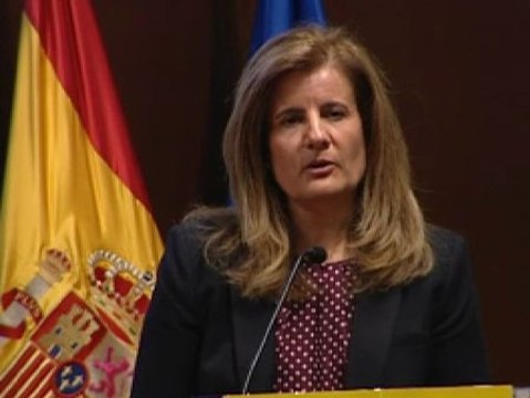 Fátima Báñez ve los datos del paro como positivos y con confianza