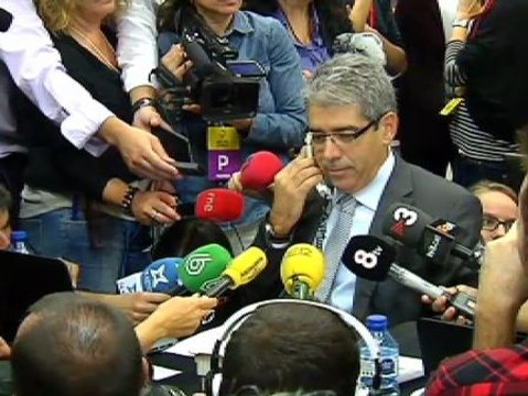 Homs durante las llamadas informativas del 9-N: Me ha dicho que no le interesa, seguiremos intentándolo